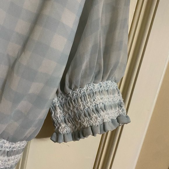 WAYF Blue Puffed Sleeved Smock Blouse - Picture 7 of 7